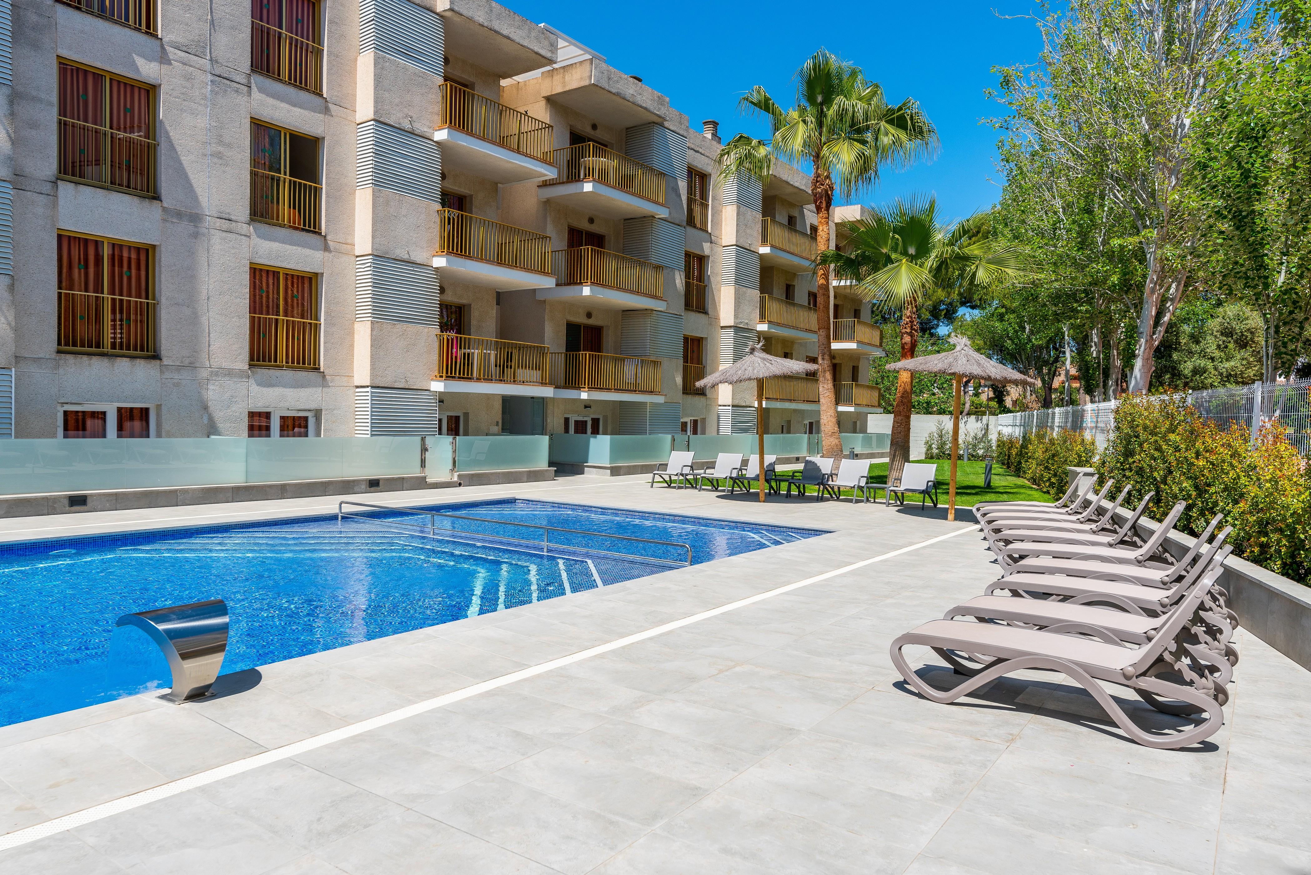 Rentalmar Pins Marina Cambrils Exterior photo